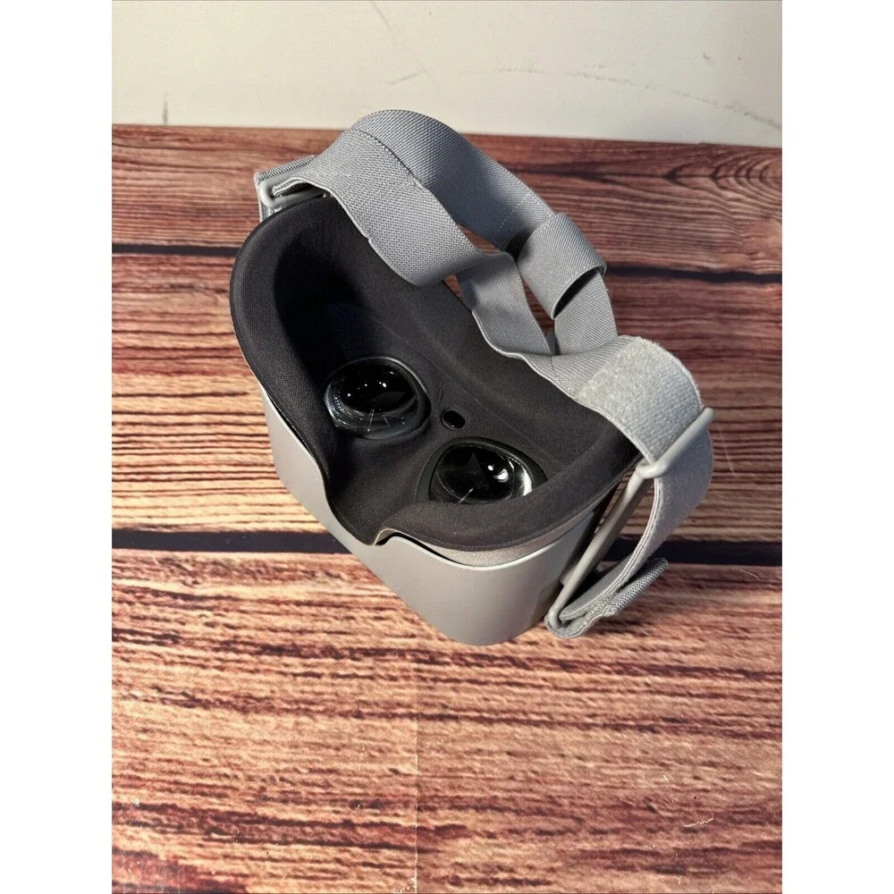 Oculus Go 64GB Standalone Virtual Reality Headset - WORKING - MH-A64